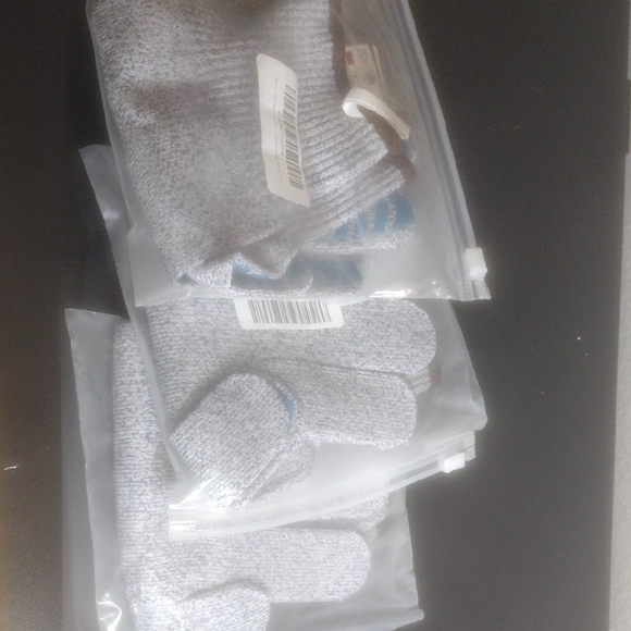 Gray Knit Safety Gloves - Picture 5 of 5